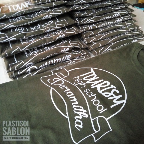 Produksi kaos Sablon Hijau Army